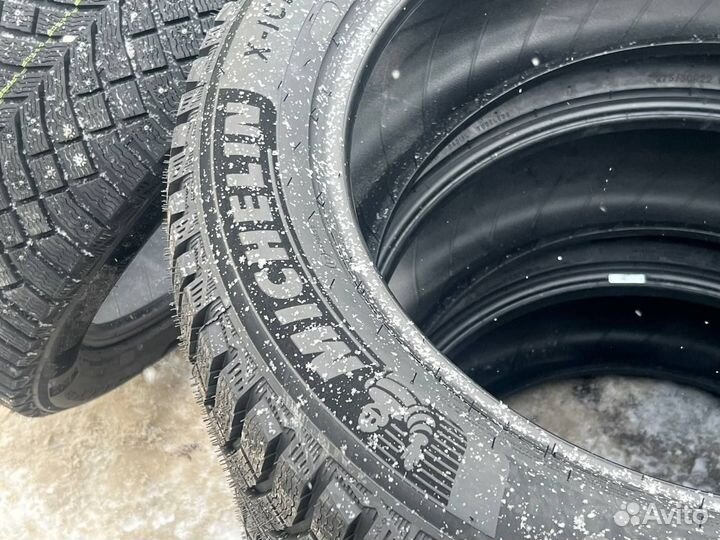 Michelin X-Ice North 4 SUV 275/50 R22 115T