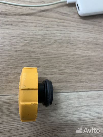 Крыжка расширительного бачка опель