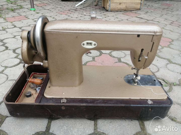 Швейная машина Подольск