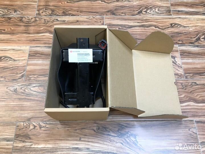 Компрессор Инфинити 56 534007S600