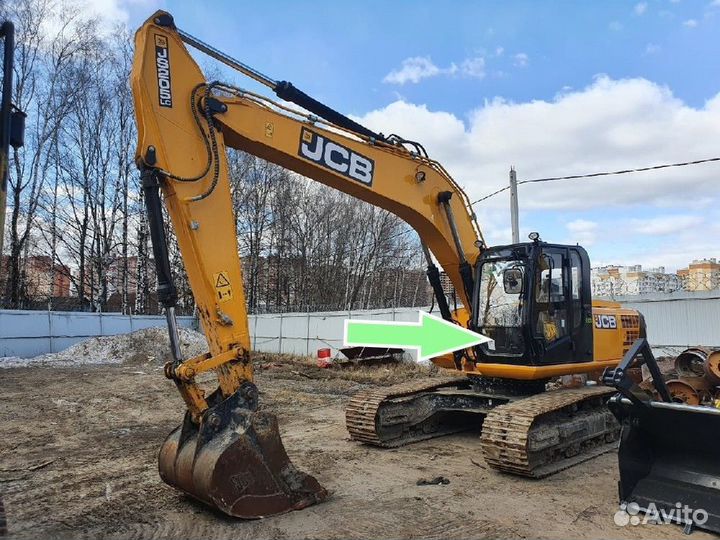 Стекло лобовое нижние для JCB JS 205LC