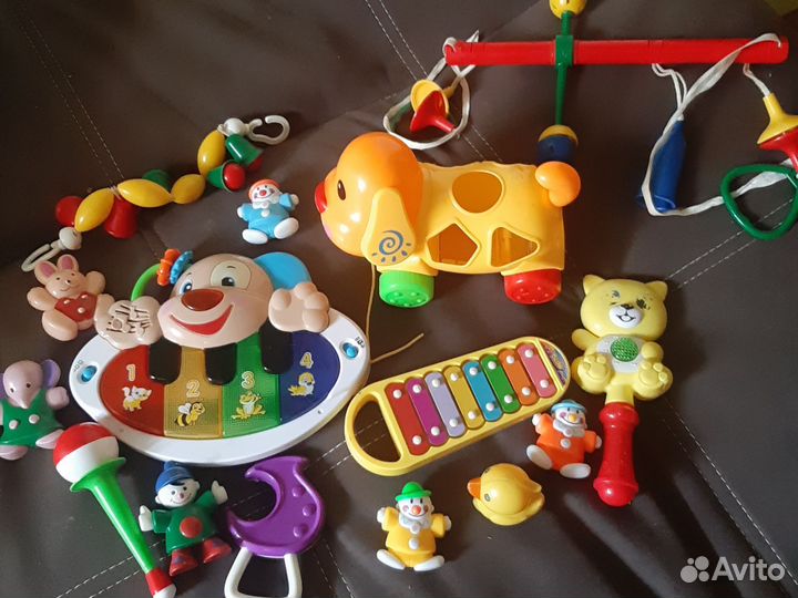 Развивающие игрушки пакетом