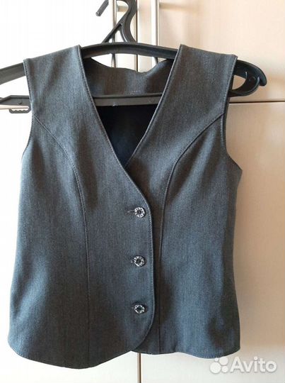 Жилет школьный