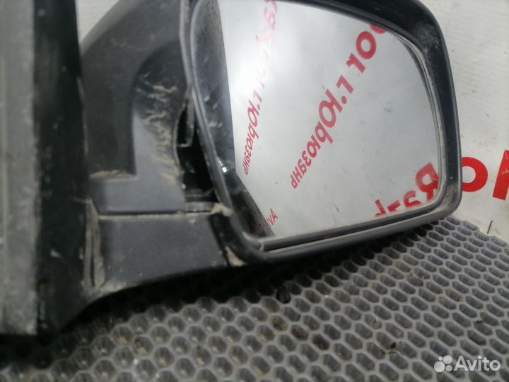 Зеркало правое с дефектами Chevrolet Niva 2015г.в