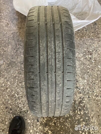 Continental ContiPremiumContact 5 205/60 R16