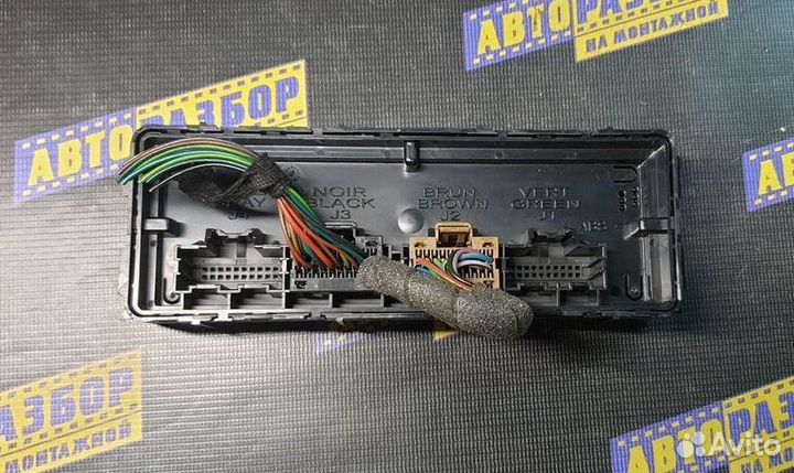 Блок управления климат контролем Opel Astra J
