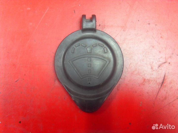 Крышка бачка омывателя 98613H1000 Hyundai Terracan