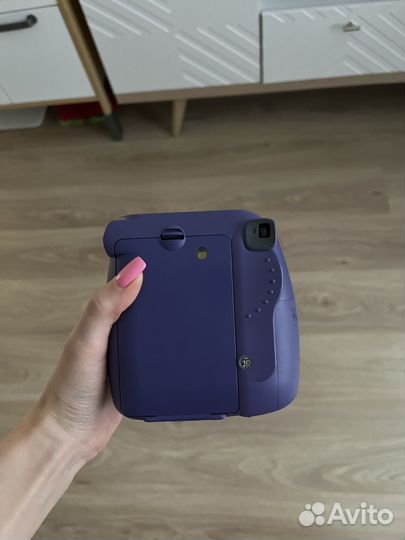 Пленочный фотоаппарат Instax Mini 8