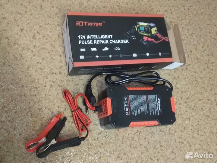 Автомобильное зарядное устройство