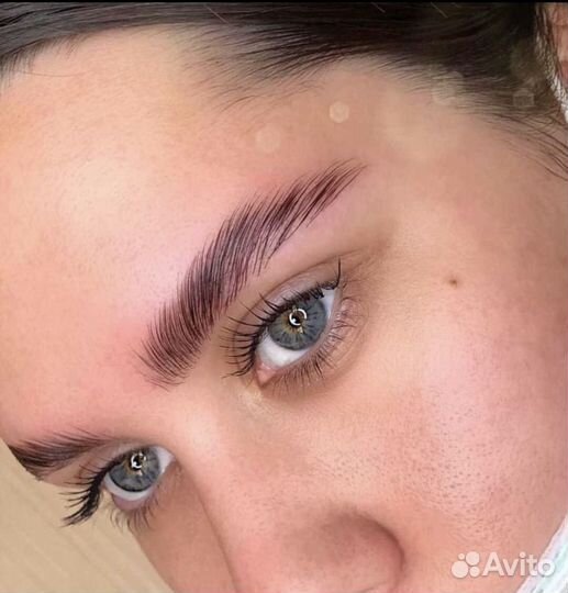 Коррекция и окрашивание бровей