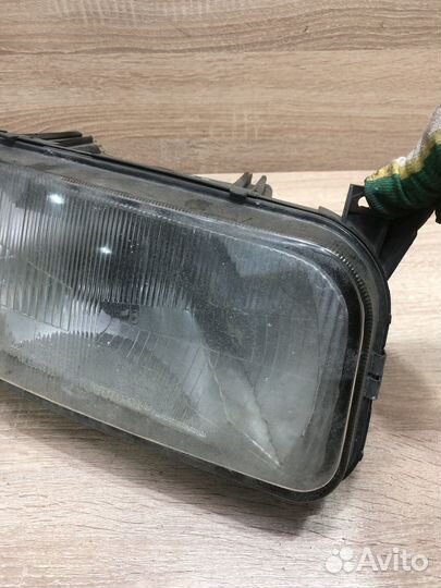 Фара передняя правая Фольксваген пассат B3