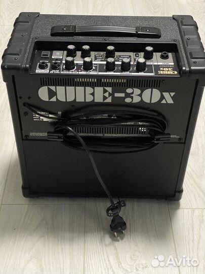 Комбоусилитель Roland cube 30x