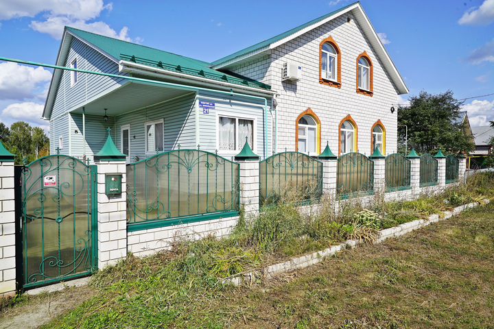 Дом 236 м² на участке 10 сот.