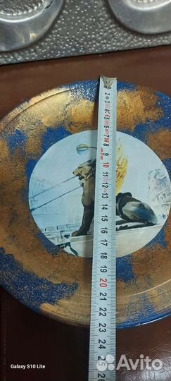 Авторская тарелка. Грифон. Спб