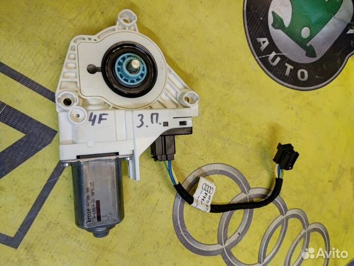 Мотор стеклоподъемника задний правый Audi A6