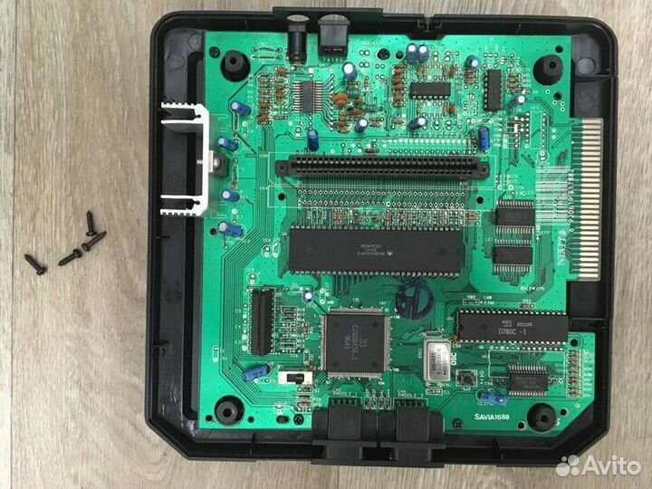 Sega отличный клон 90-х (не новоделы)