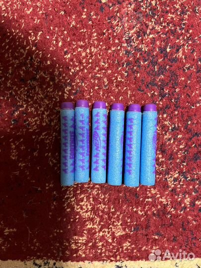 Игрушечный пистолет нерф