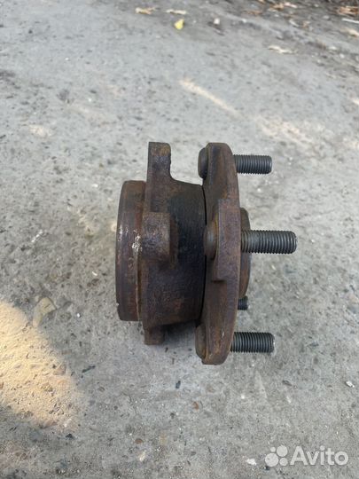 Ступица передняя Lexus Toyota 30 шлицов