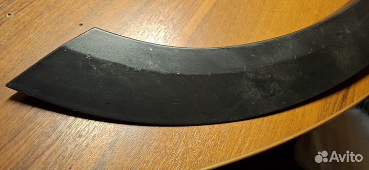 Накладка крыла заднего левого monjaro