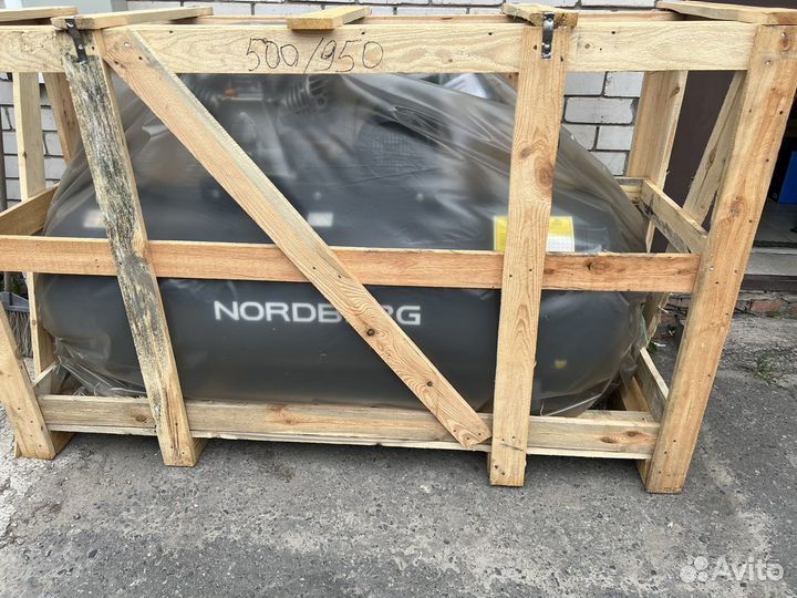 Подъемник автомобильный электрогидравлический