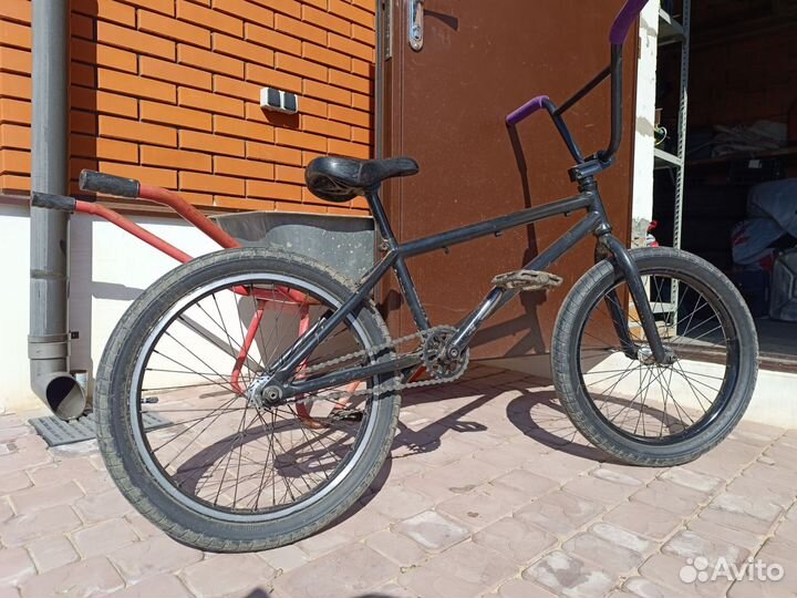 Трюковой велосипед bmx