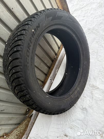 Pirelli Scorpion 275/50 R21