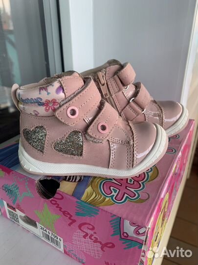 Ботинки для девочки 20р