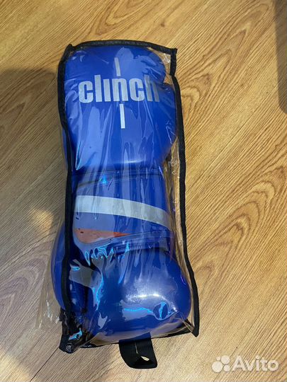 Боксерские перчатки