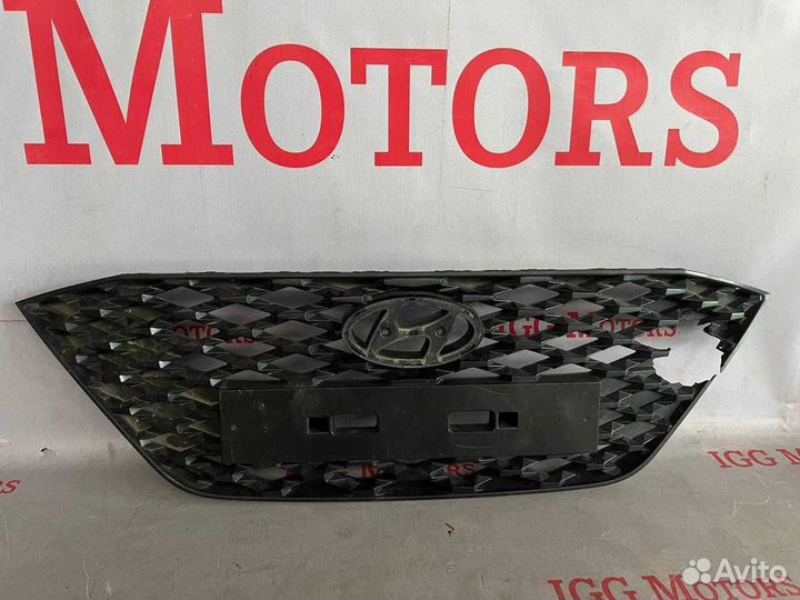 Решетка радиатора Солярис 20 б\у оригинал