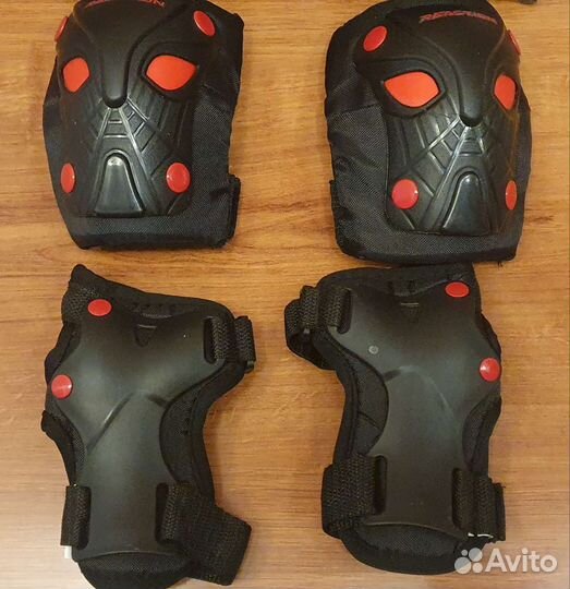 Защита набор детский из трёх предметов reaction