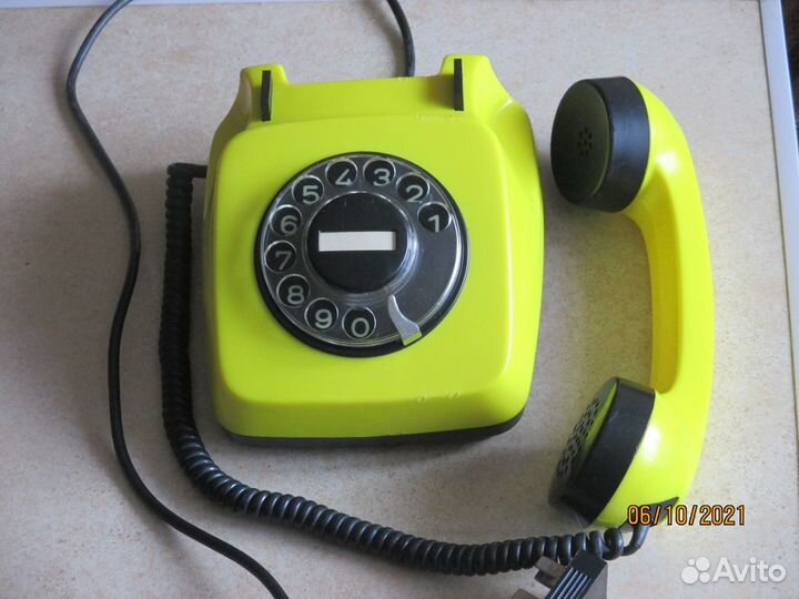 Новый телефонный аппарат дисковый 1986 г. Болгария