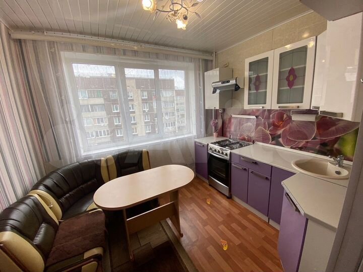 2-к. квартира, 52 м², 4/5 эт.