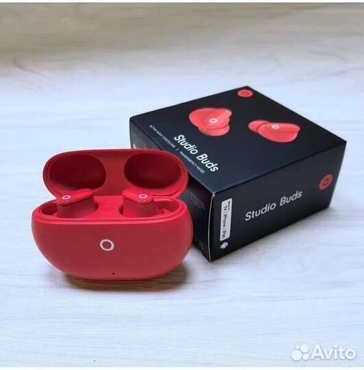 Беспроводные наушники Beats Studio Buds, красный