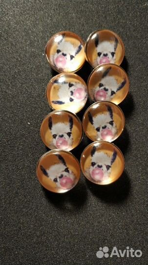 Стеклянный шарик на телефон. Лама