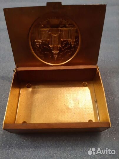 Шкатулка-сигаретница Москва МГУ