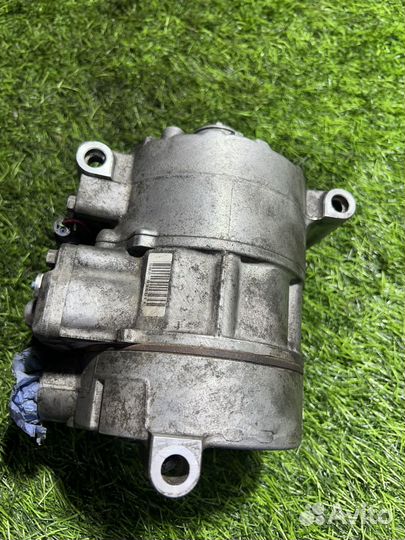 Компрессор кондиционера Mercedes W211 3.0 OM642