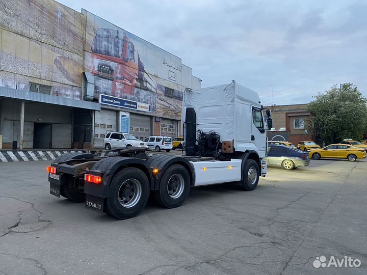 Комплект спойлеров обтекатели на баки renault 6х4