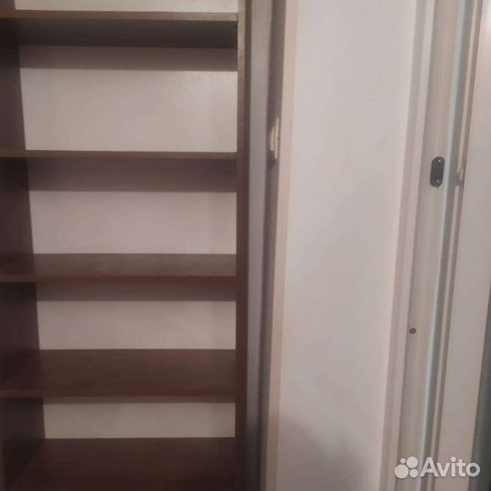 Деревянная полка