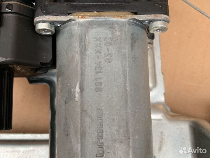 Jaguar s-tape задний правый стеклоподъемник