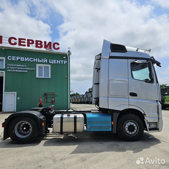 Mercedes-Benz Actros, 2023