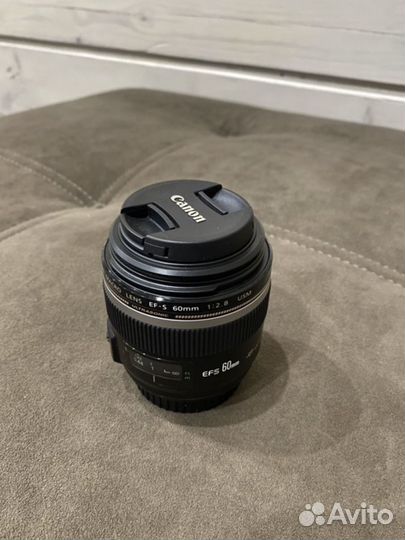 Canon 60 mm 2.8 macro