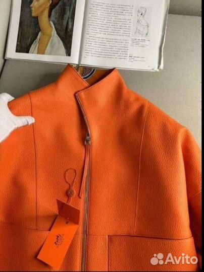 Куртка кожаная женская