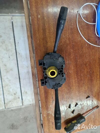 Подрулевой переключатель Nissan Almera Classic B10