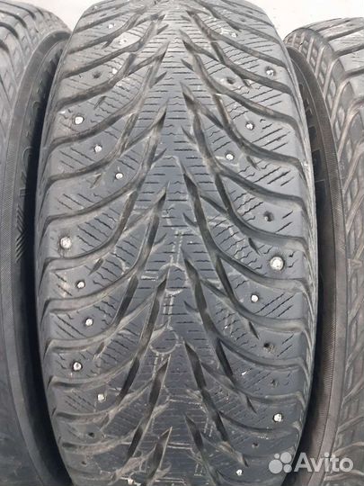 Yokohama Ice Guard IG35 215/60 R16