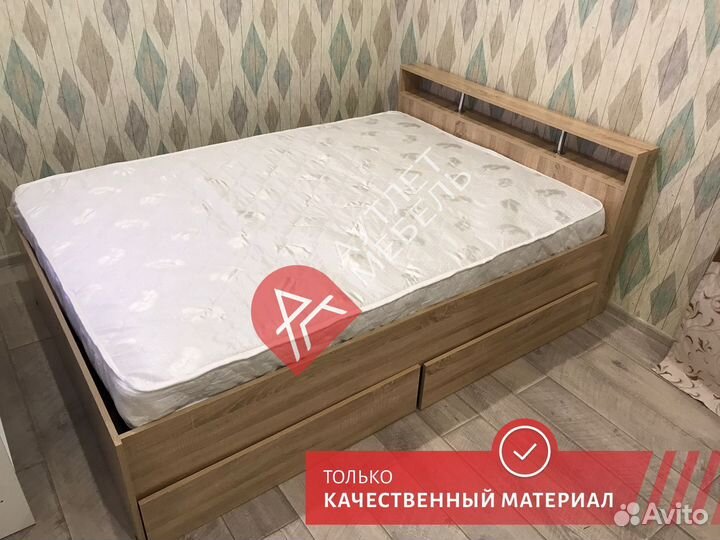 Кровать