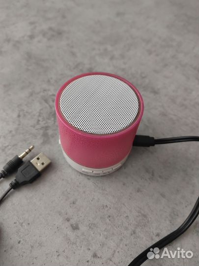 Портативная колонка bluetooth