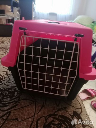 Переноска Ферпласт Атлас 20 Неон для собак и кошек