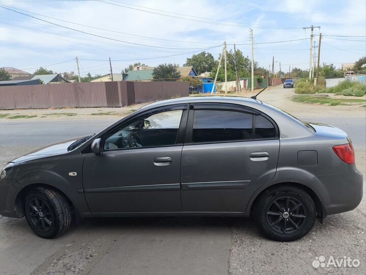 Kia Rio 1.4 AT, 2011, 160 000 км