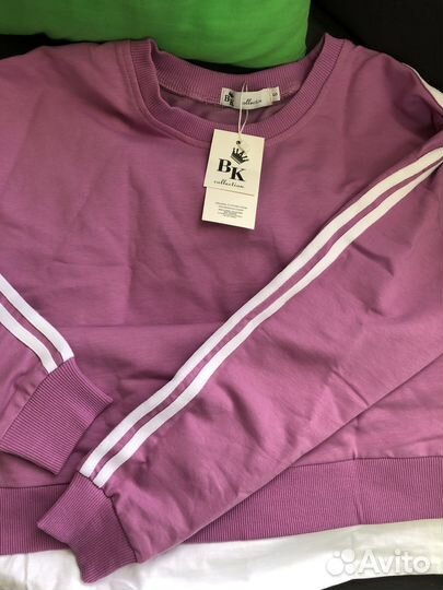 Спортивный костюм женский