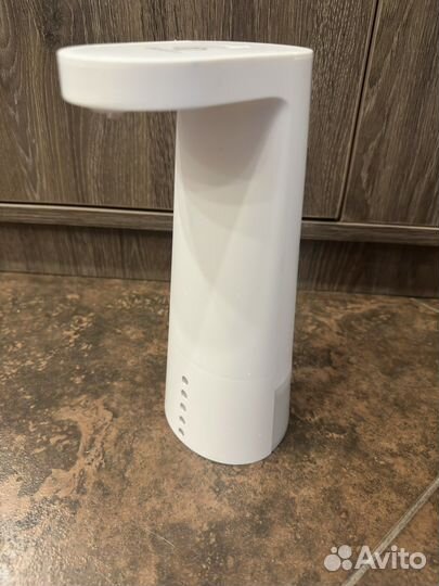 Автоматический дозатор мыла